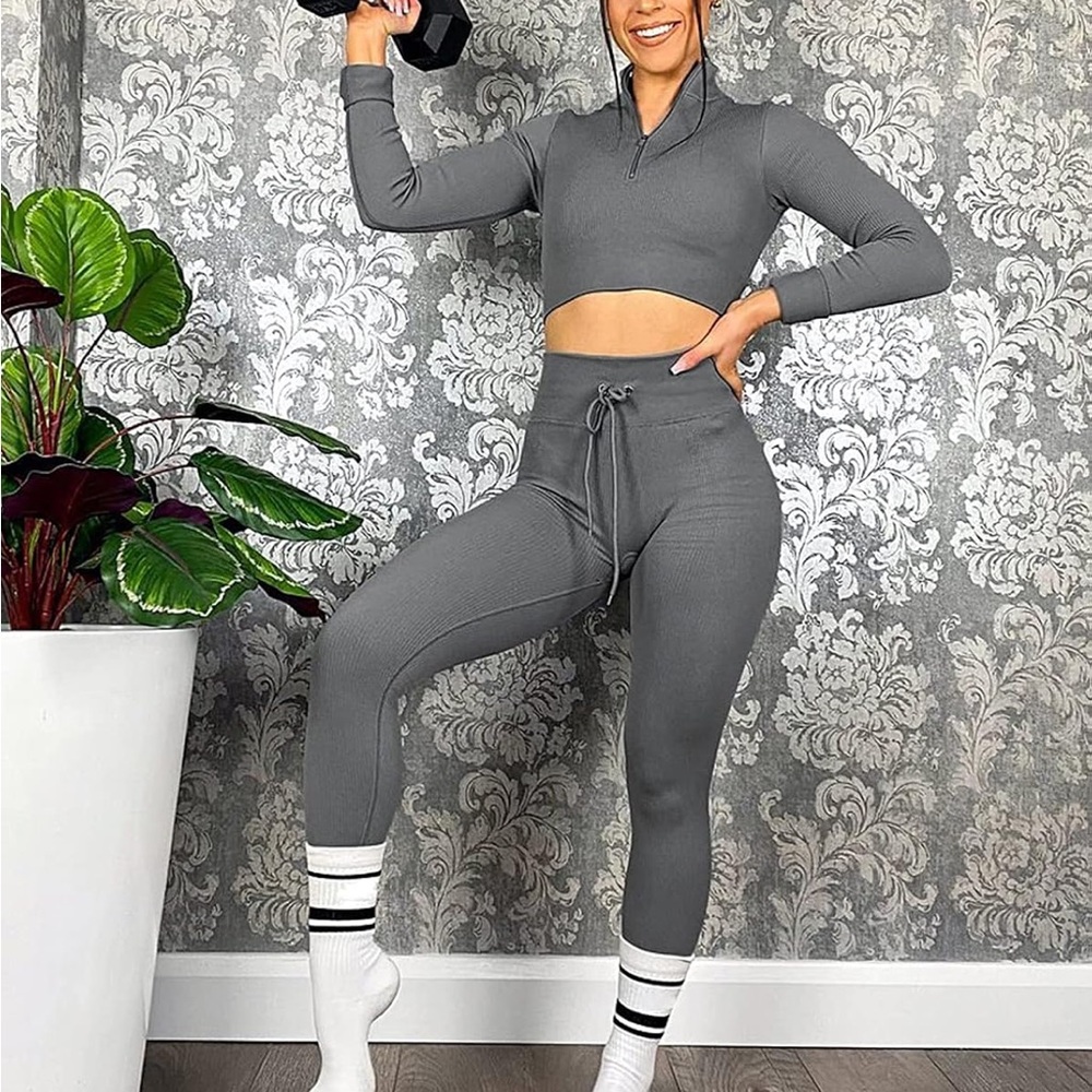 Gray Ribbed Gym Set - Picture 4 of 4